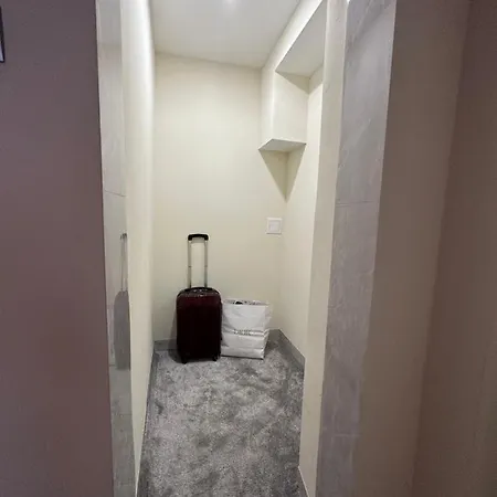 Lux Center Guest house Sofia